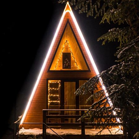 Bude Mestia Cottages エクステリア 写真